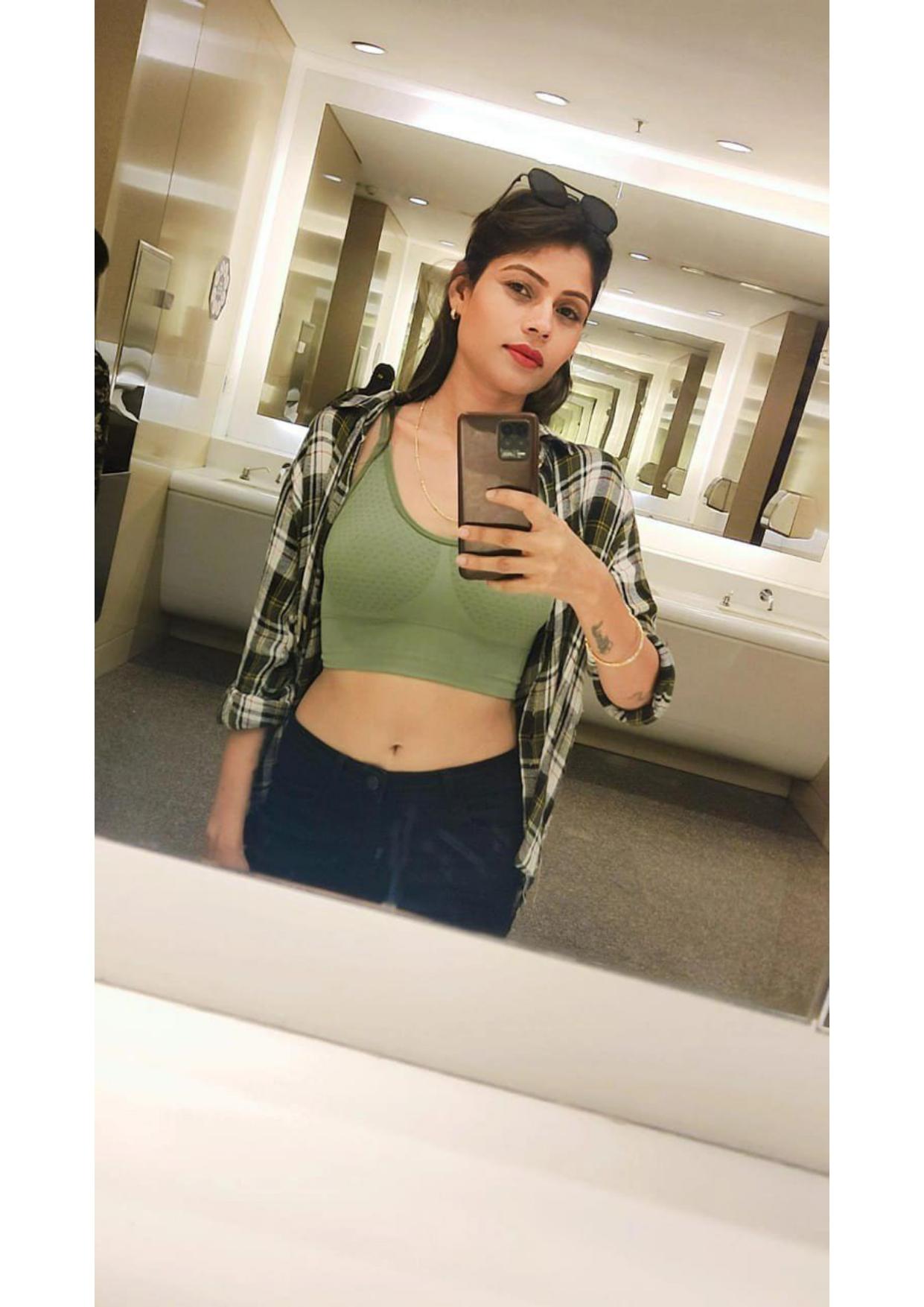 Independent Call Girl in Mulund Mumbai — Ritika | VIP Model Available — Outcall Service, Mumbai