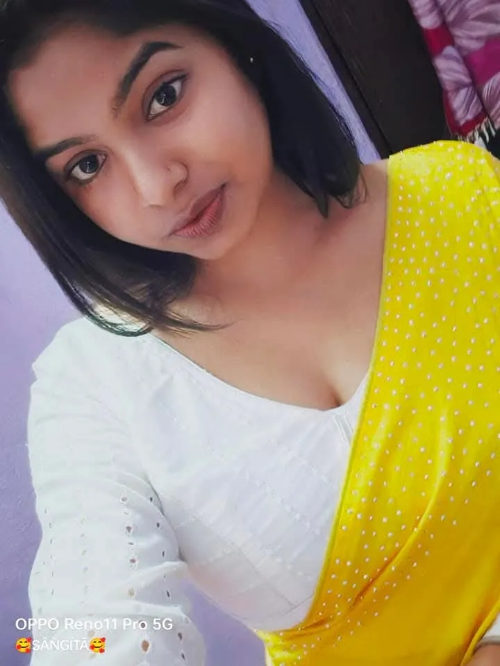 Book Deepa Solapur - Best Escort in Solapur Near Murarji Peth — Murarji Peth, Solapur