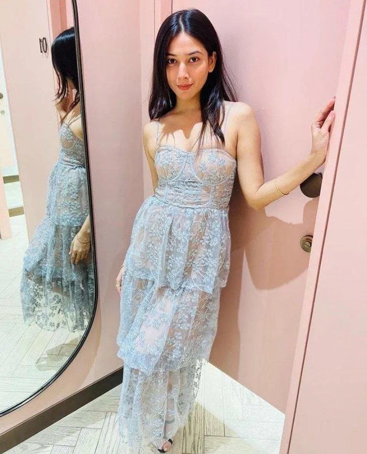 Meera Nair – Genuine VIP Call Girl in Electronic City Bangalore