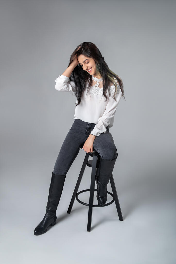 VIP Call Girl in Koramangala Bangalore — Ananya | Incall & Outcall 24/7 — Girlfriend Experience, Bangalore