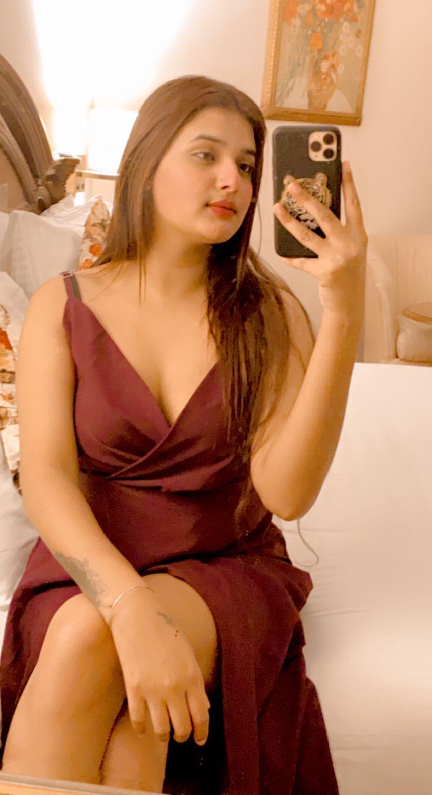 Book online Dating call girls in Gurgaon